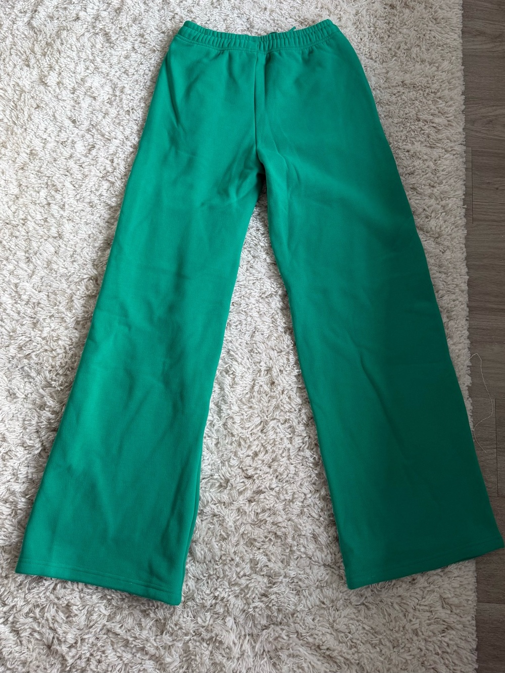 BuffBunny Green Cropped Zip Hoodie & Wide-Leg Joggers Set - Picture 9 of 9